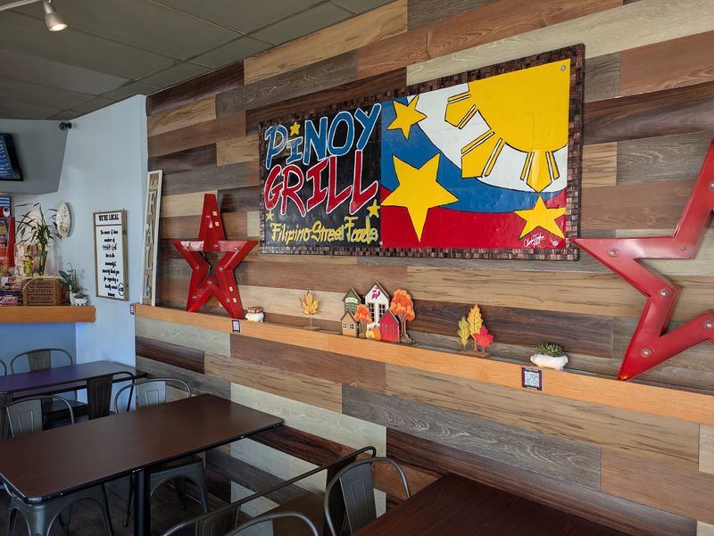Cozy Decor and a Self-Serve Vibe Cozy Decor and a Self-Serve Vibe