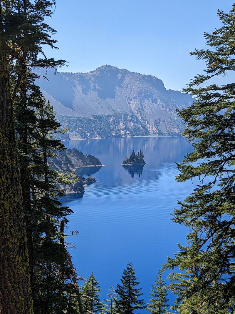 Crater Lake Rim Drive, Oregon, Crater Lake National Park Crater Lake Rim Drive, Oregon, Crater Lake National Park