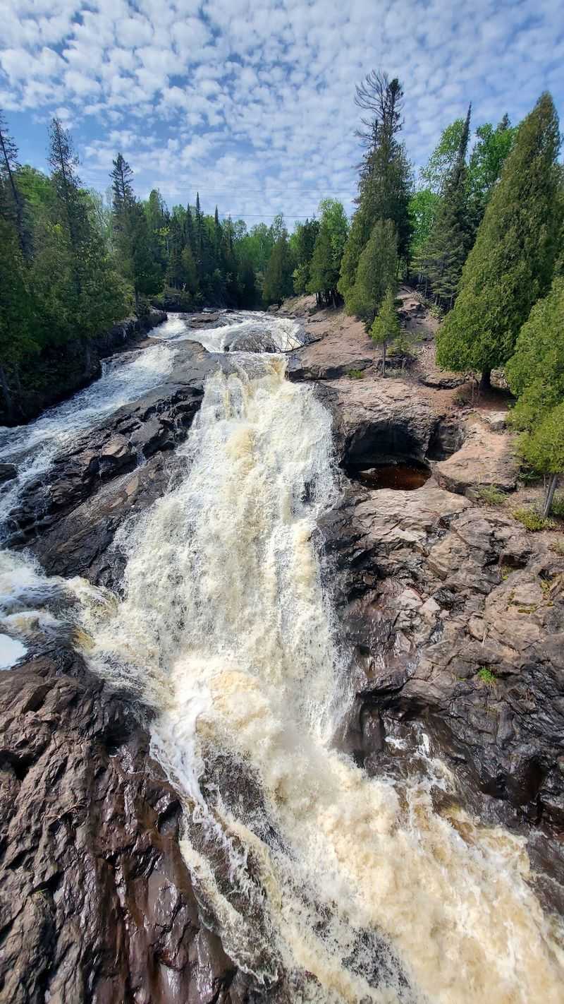 Cross River Falls, Schroeder, MN Cross River Falls, Schroeder, MN