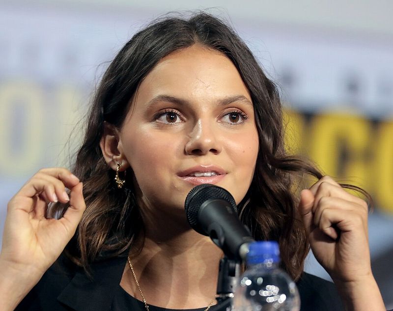 Dafne Keen (21)