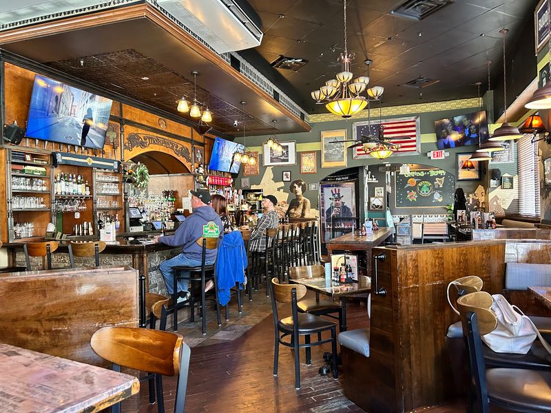 Decor, Screens, and a Real Pub Feel