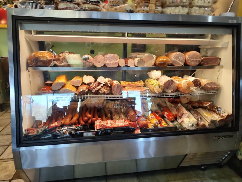 Deli Meats That Steal the Show Deli Meats That Steal the Show