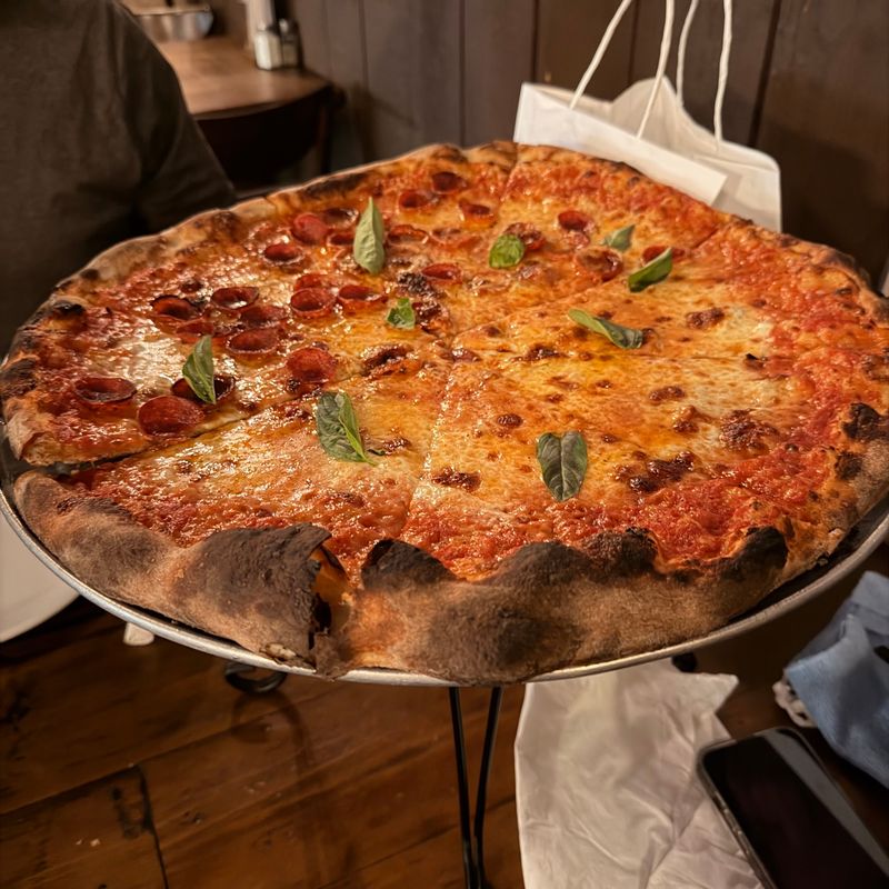 Deluca's Pizza, Hot Springs, Arkansas