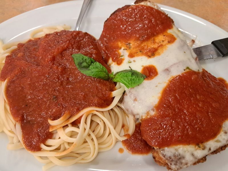 Dinner Plates That Taste Like Home Dinner Plates That Taste Like Home