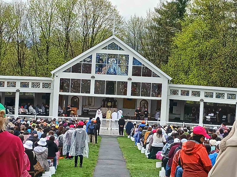Divine Mercy Sunday Crowds Divine Mercy Sunday Crowds