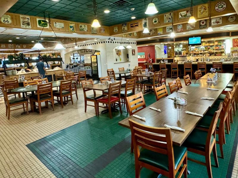 Dixie Family Restaurant, McLean, IL Dixie Family Restaurant, McLean, IL