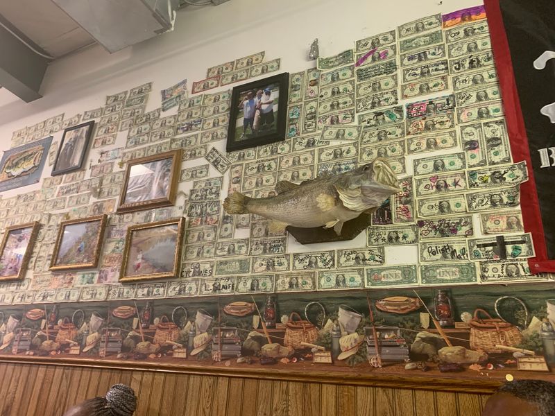 Dollar Bills on the Walls Dollar Bills on the Walls