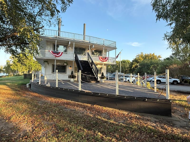 Dondie's White River Princess, Des Arc, AR Dondie's White River Princess, Des Arc, AR