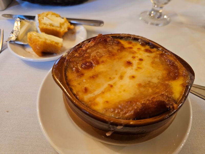 Don't Fill Up on the Bread Basket (You Will Anyway) Don't Fill Up on the Bread Basket (You Will Anyway)