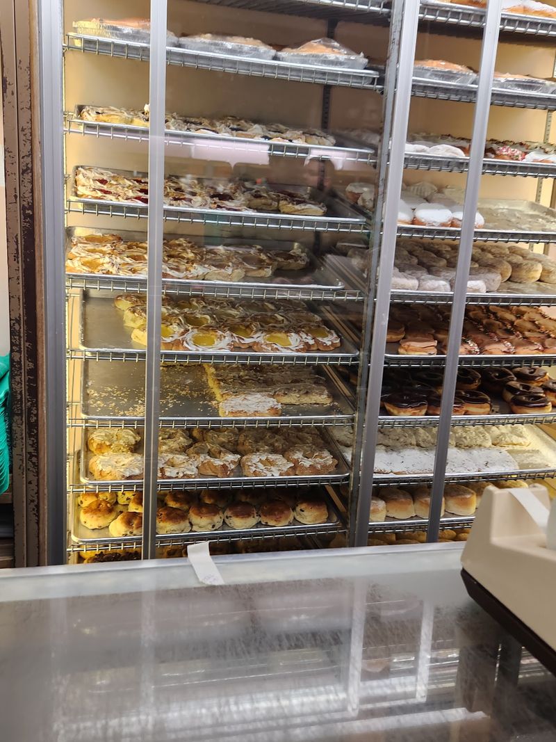 Donuts That Quietly Steal Attention Donuts That Quietly Steal Attention