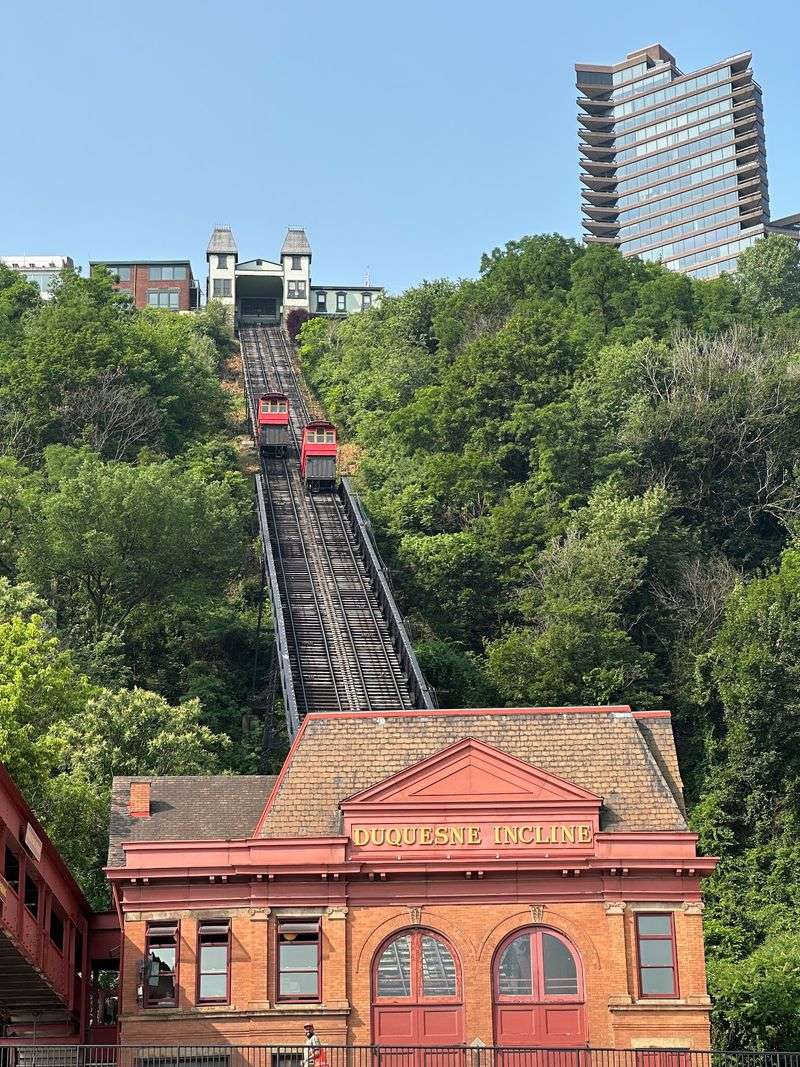Duquesne Incline, Pittsburgh, Pennsylvania Duquesne Incline, Pittsburgh, Pennsylvania