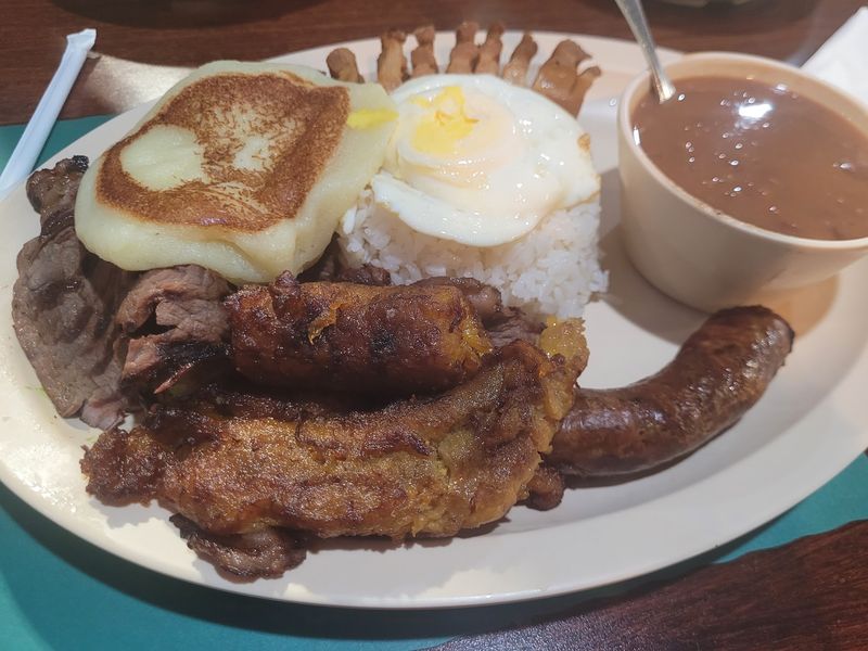 El Asadero Colombiano