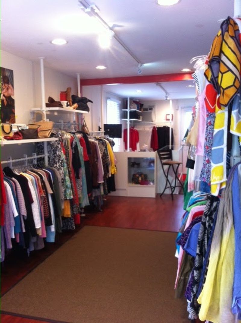 Élan Fine Consignment