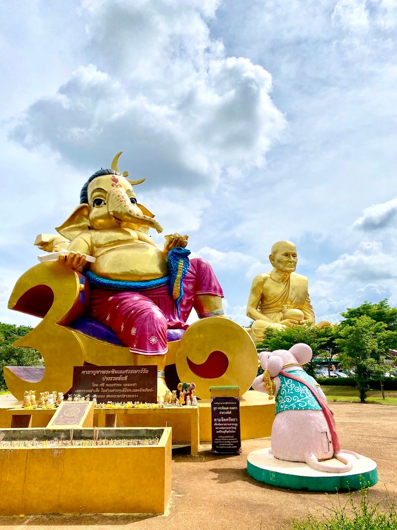 Elephants, Ganesha, and Other Statues Elephants, Ganesha, and Other Statues