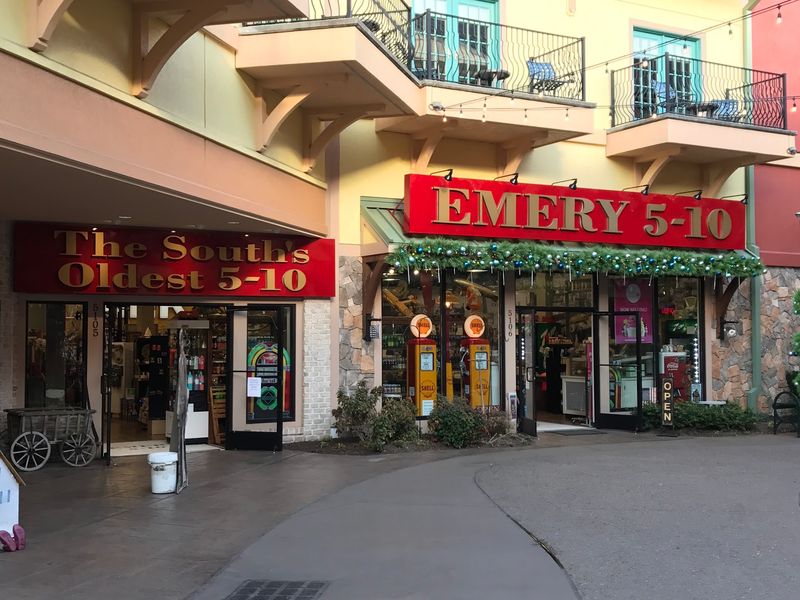 Emery's 5 & 10, Pigeon Forge, Tennessee