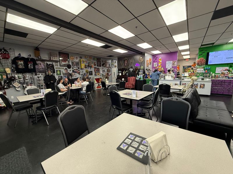 Events That Turn the Shop Into a Community Hub Events That Turn the Shop Into a Community Hub