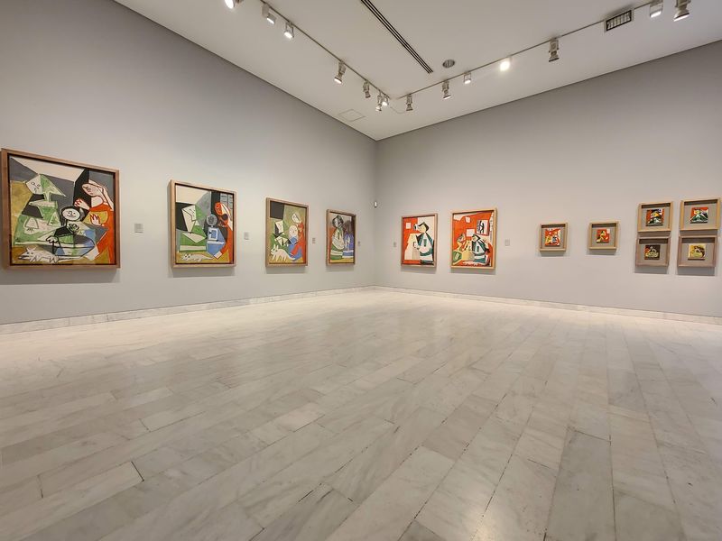 Explore the Museu Picasso Explore the Museu Picasso