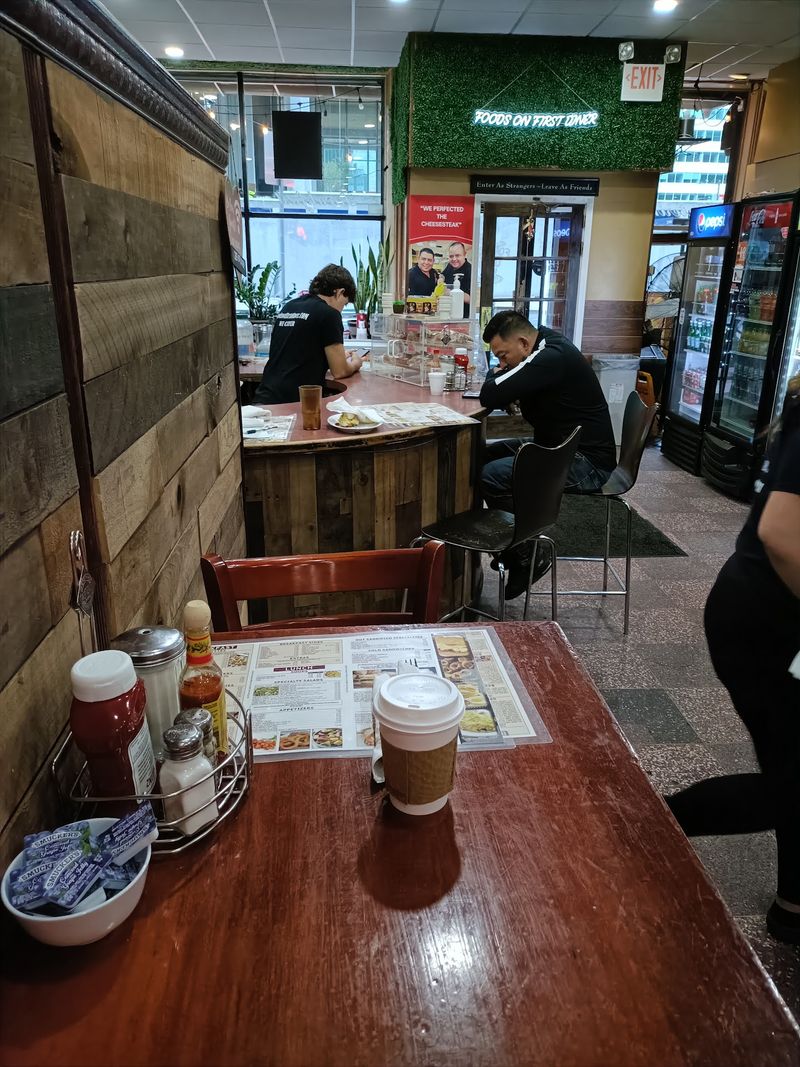 Fast Food Without the Drive-Thru Fast Food Without the Drive-Thru