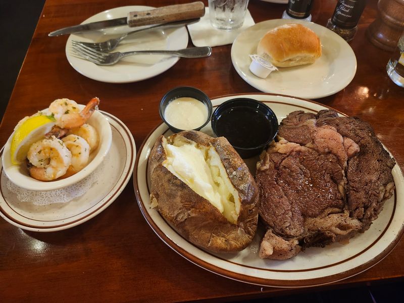Filets, Sirloins and Seafood Favorites