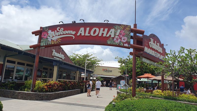 Finding the Marketplace on the North Shore