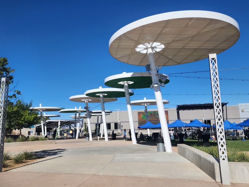 Finding the Plaza in Downtown Henderson
