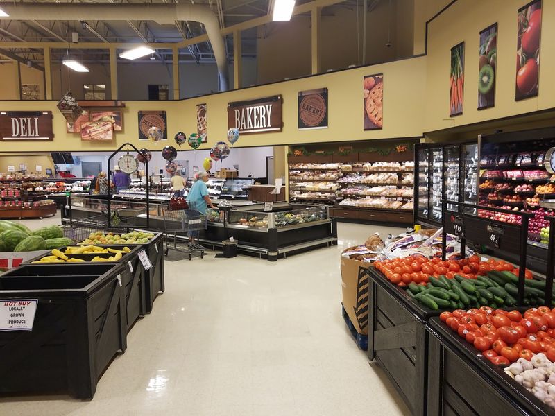 FireLake Discount Foods, Shawnee, OK