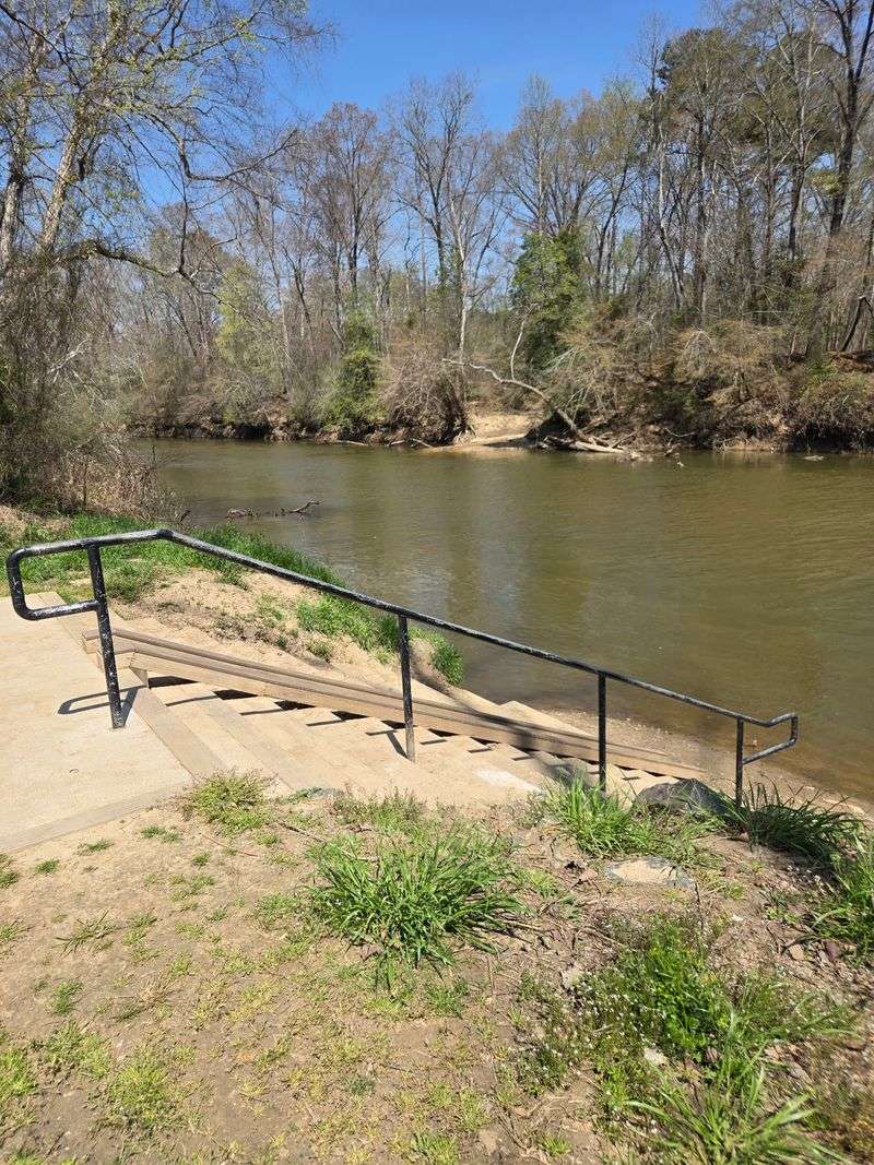 Fishing Spots and Paths Down to the Water Fishing Spots and Paths Down to the Water