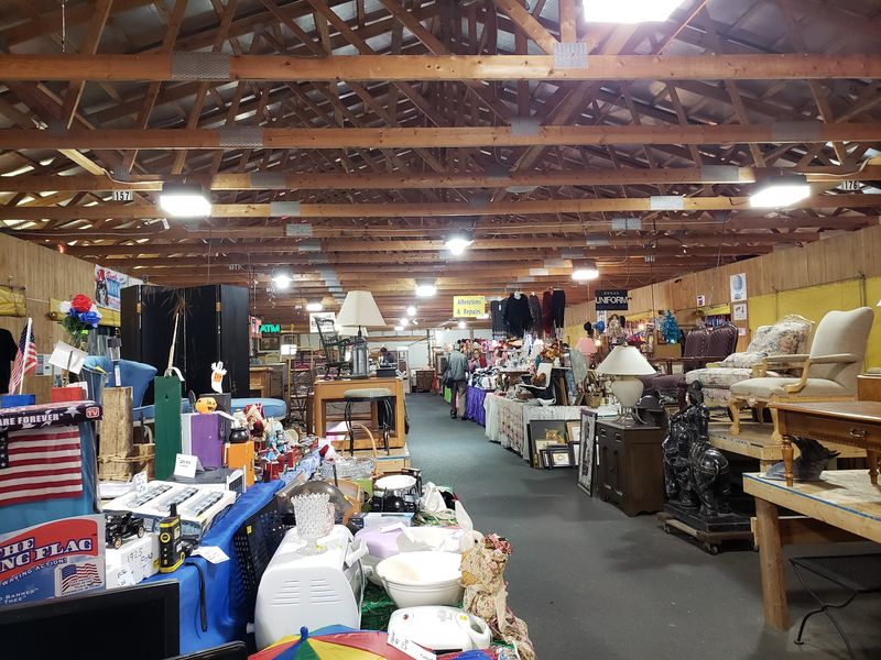 Flea-Market Aisles Full of Old Favorites