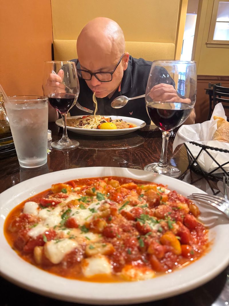 Fontinas Italian Kitchen, Illinois, Naperville Fontinas Italian Kitchen, Illinois, Naperville