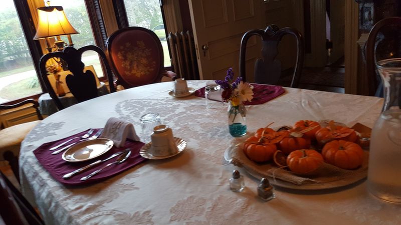 Four Courses, Four Teas Four Courses, Four Teas