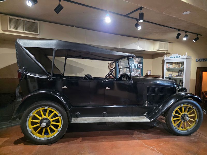 Free Exhibits Inside a Six-Bay Garage