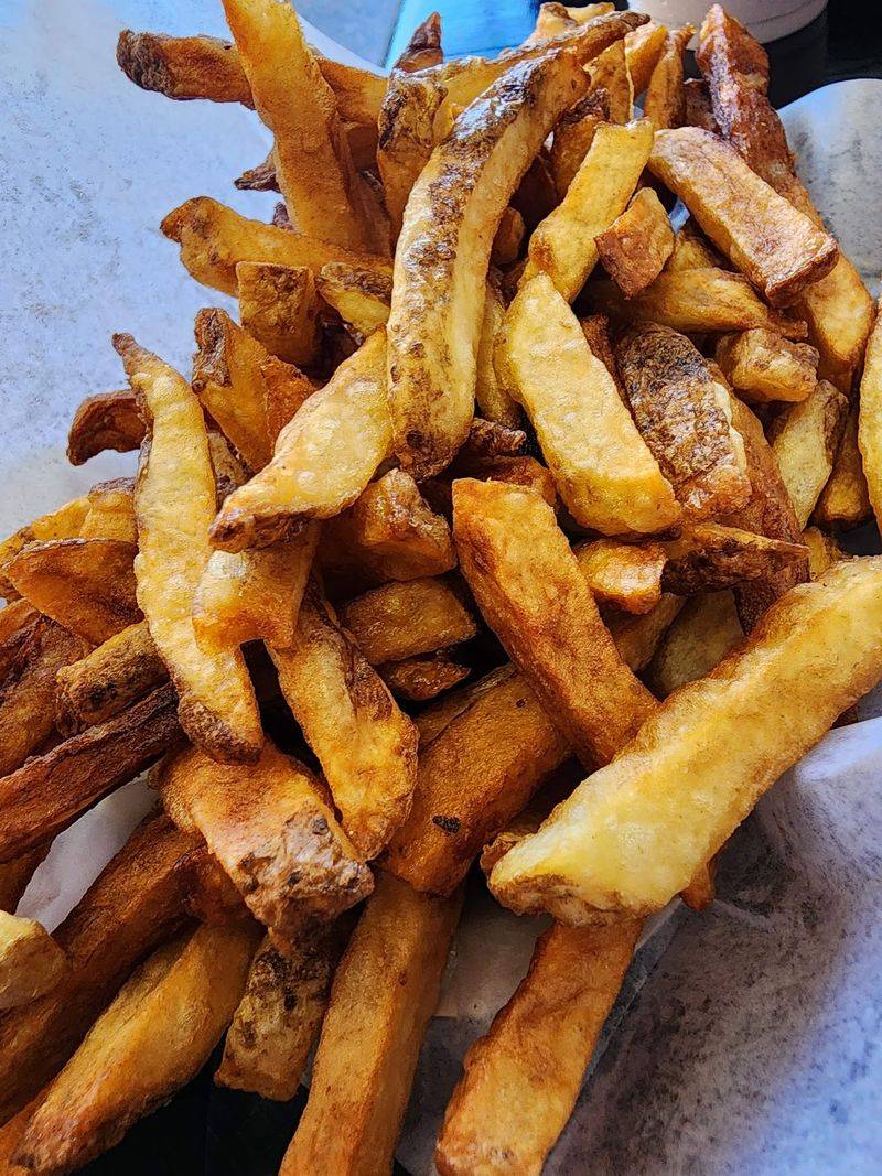 Fresh-Cut Fries and Crispy Sidekicks Fresh-Cut Fries and Crispy Sidekicks