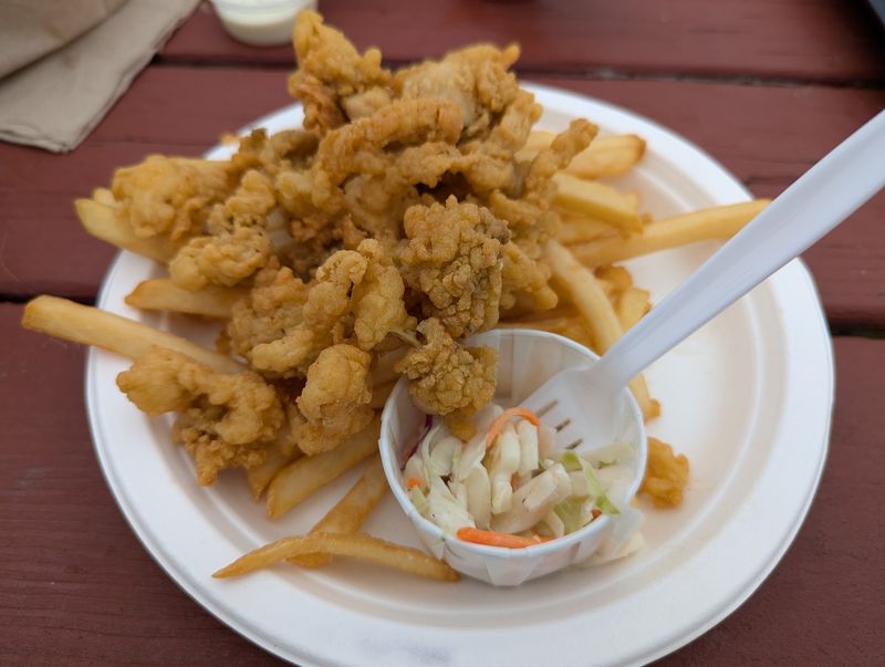 Fried Clams Worth Planning a Whole Day Around Fried Clams Worth Planning a Whole Day Around