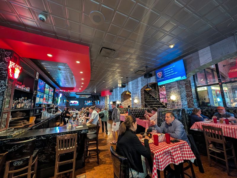 Friendly Service and a Lively, Casual Vibe Friendly Service and a Lively, Casual Vibe