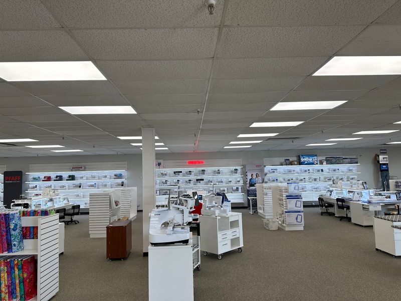From Online Favorite to Brick and Mortar Showroom From Online Favorite to Brick and Mortar Showroom