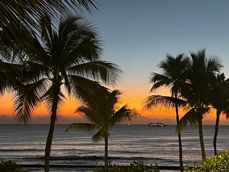 Front-Row Tickets to the Sunset Front-Row Tickets to the Sunset