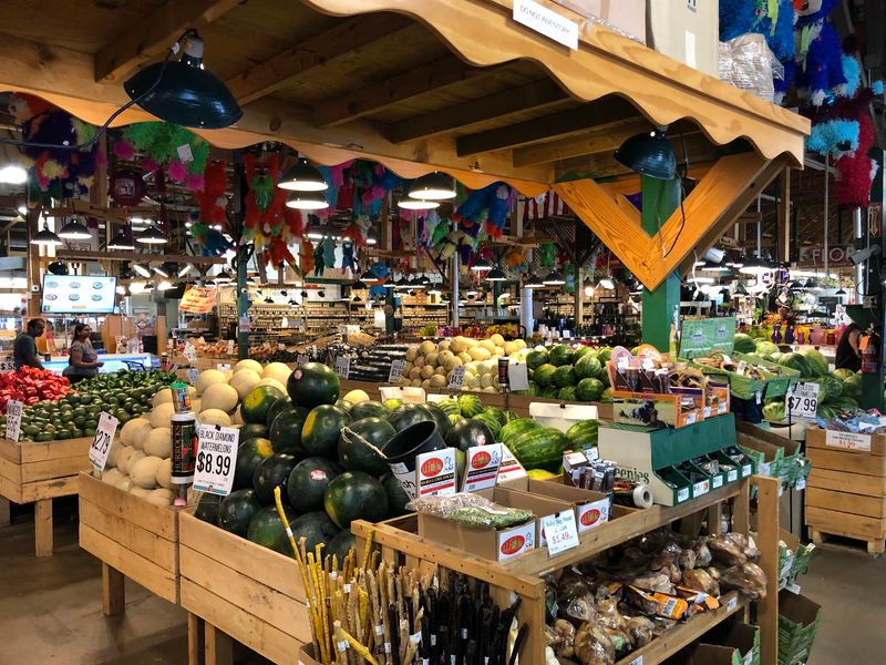 Fruit Aisles With Surprises