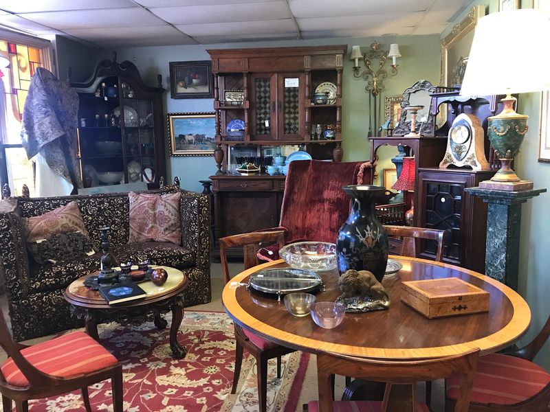 Furniture Finds at Friendly Prices Furniture Finds at Friendly Prices