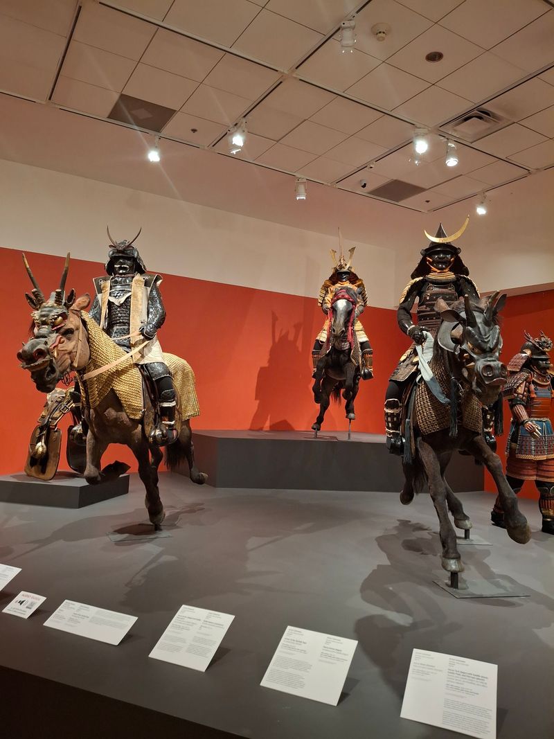 Galleries That Span Centuries and Continents Galleries That Span Centuries and Continents