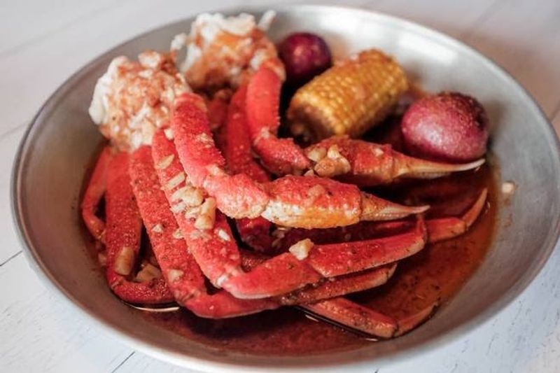 Garlic-Seasoned Snow Crab Legs