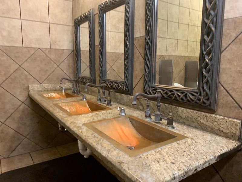 Gas, Pizza, and Clean Restrooms Gas, Pizza, and Clean Restrooms