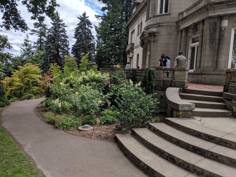 Gate Lodge and Trail Connections