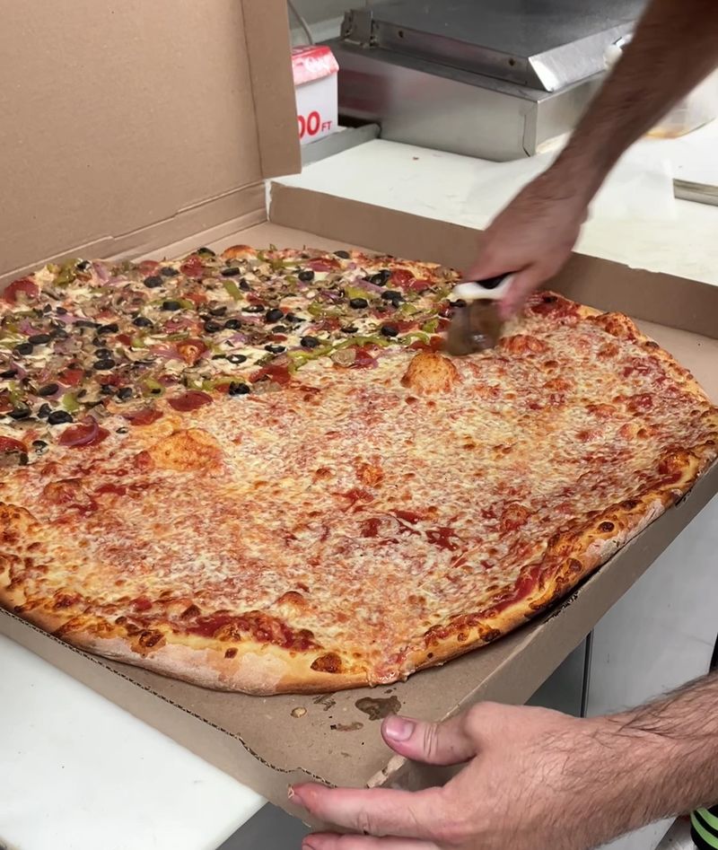 Giant Pizza, Hollywood, FL