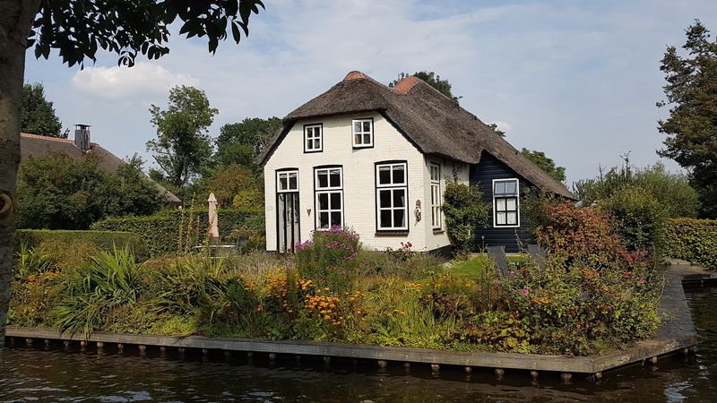 Giethoorn and Weerribben-Wieden, Netherlands Giethoorn and Weerribben-Wieden, Netherlands