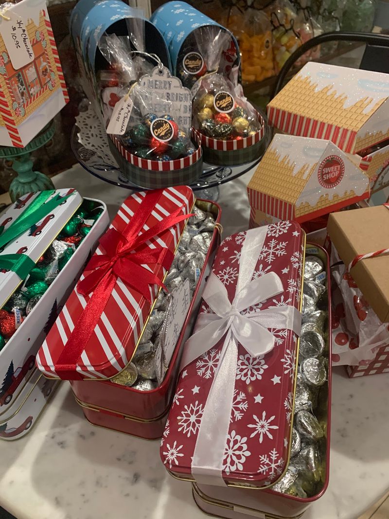 Gift Boxes That Travel Through Time