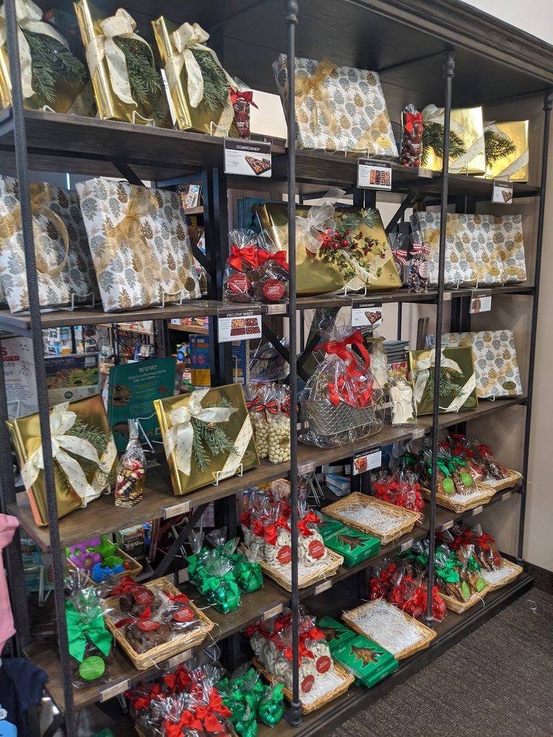 Gift Shopping That Practically Wraps Itself