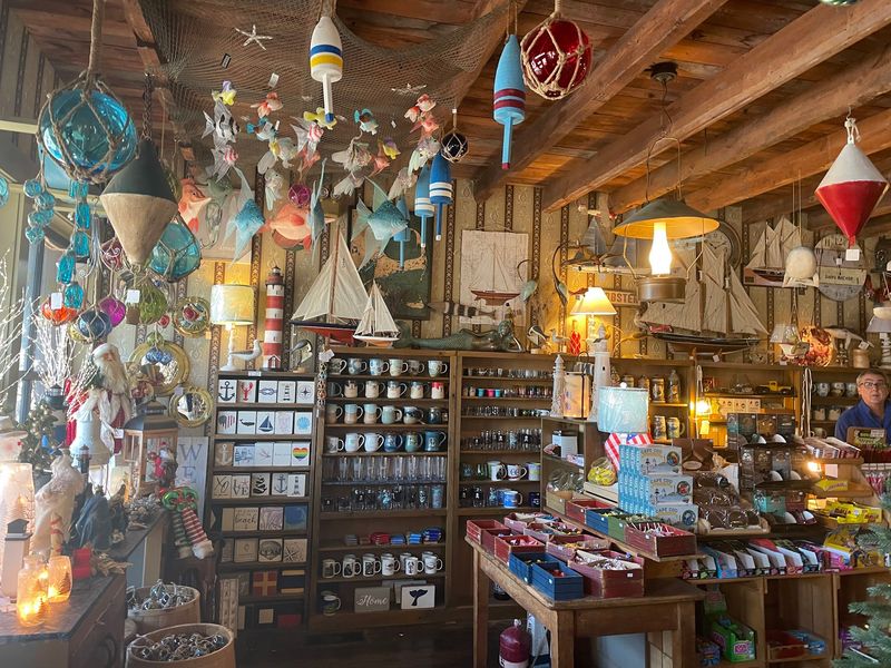 Gifts That Skip the Tourist Trap Feel Gifts That Skip the Tourist Trap Feel