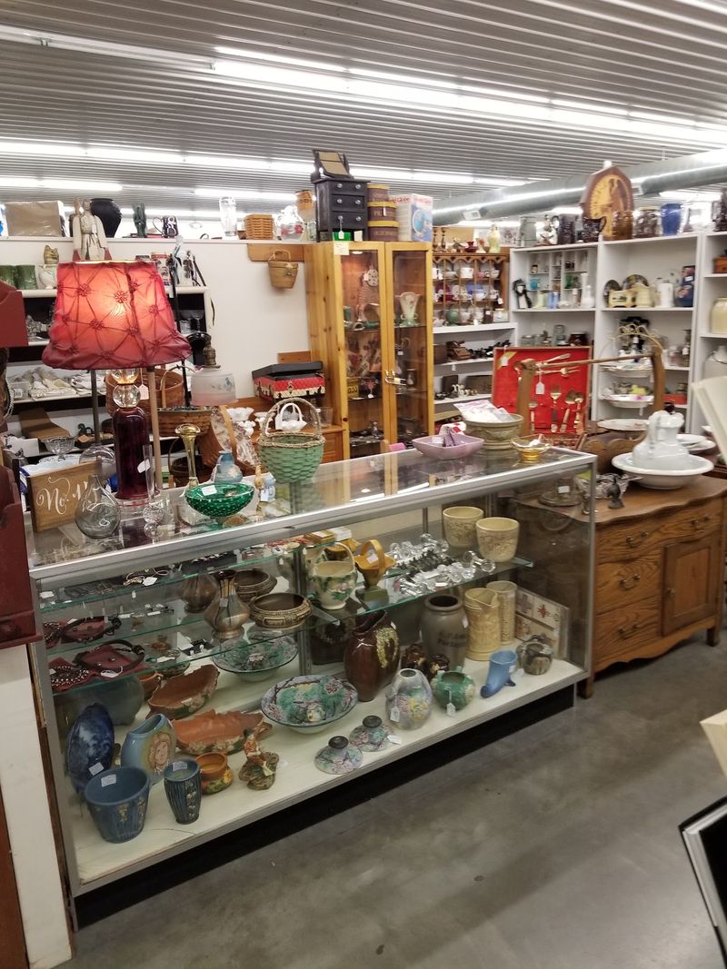 Glassware, Cast Iron, Coins, and Other Collector Favorites Glassware, Cast Iron, Coins, and Other Collector Favorites