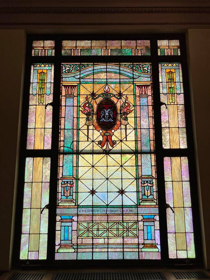 Glowing Stained Glass Windows Glowing Stained Glass Windows