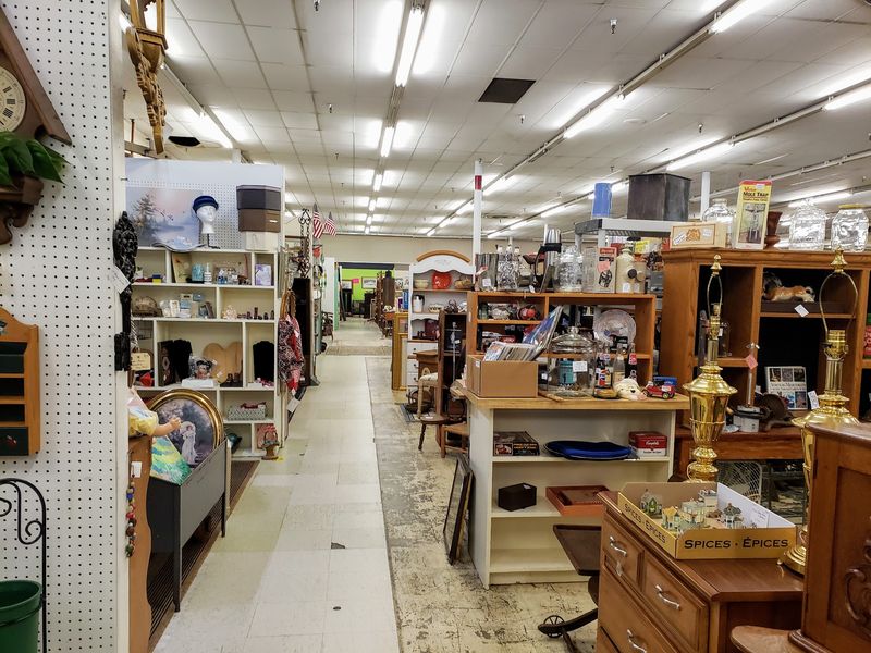 Granddaddy's Antique Mall, Burlington, NC Granddaddy's Antique Mall, Burlington, NC